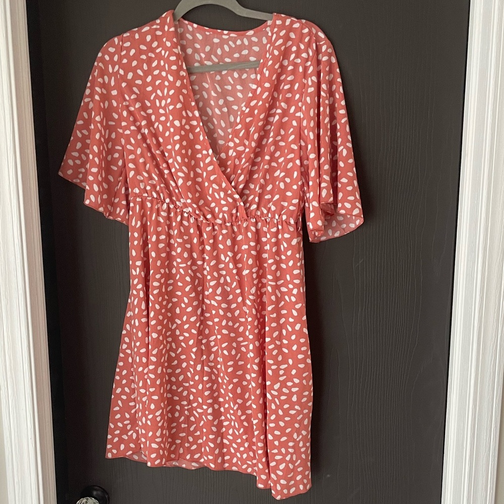 Coral mid-thigh empire waist dress
